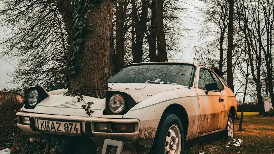 Rusted car